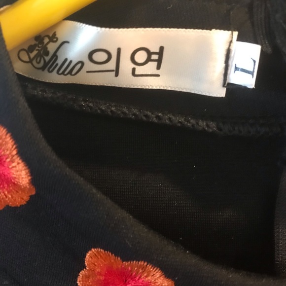 Black slimming dress Asian Floral design great fabric! 🌸 - Picture 10 of 14